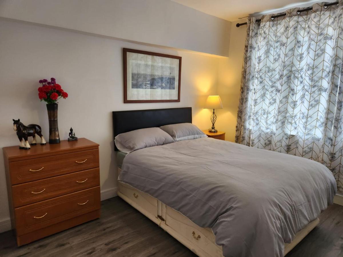 White House Ensuite Double Bedroom Warrington  Esterno foto