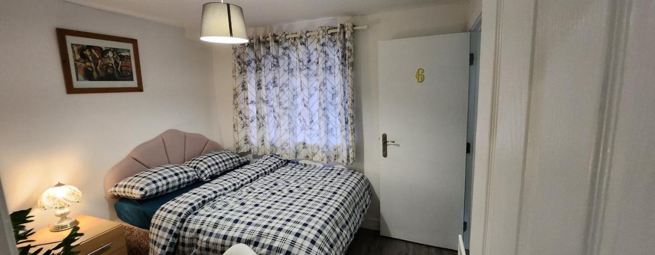 White House Ensuite Double Bedroom Warrington  Esterno foto
