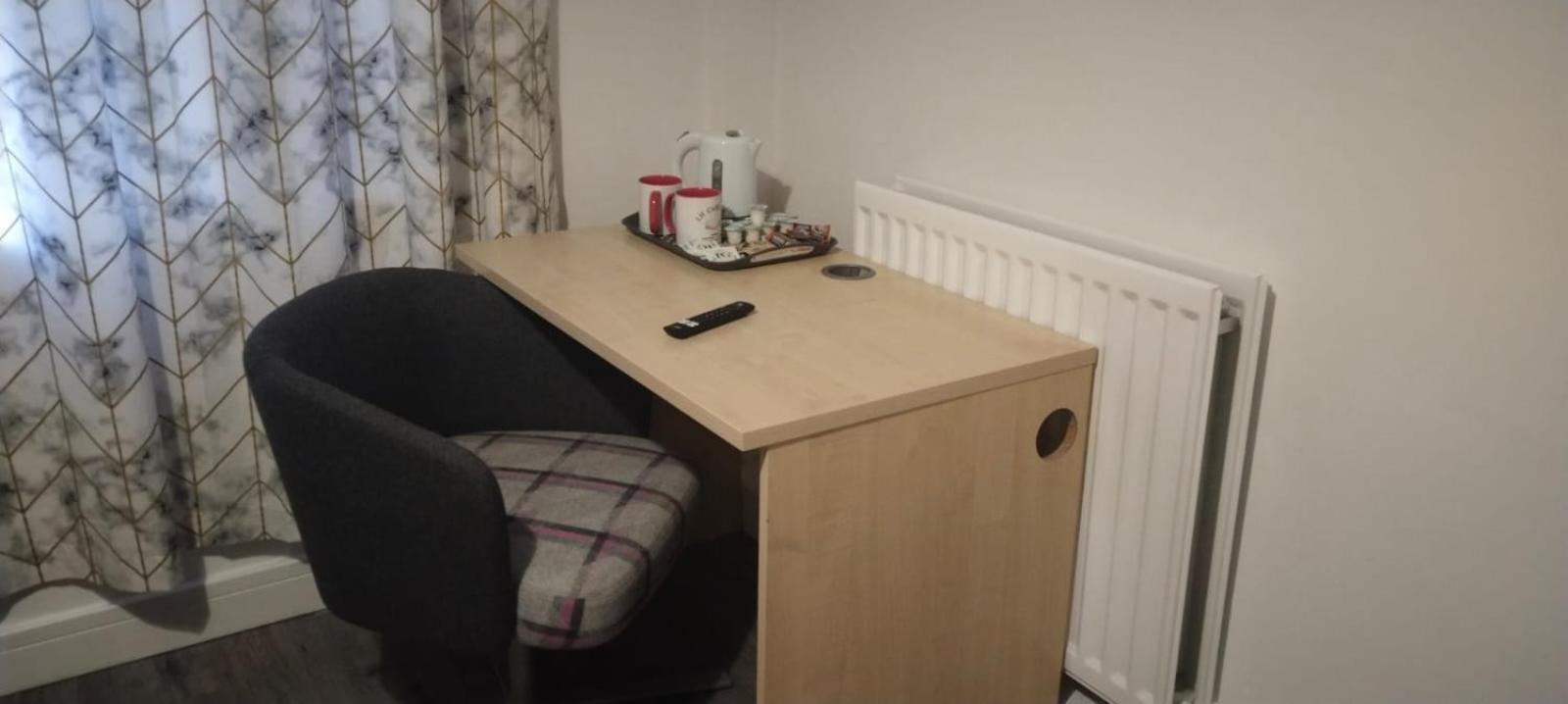 White House Ensuite Double Bedroom Warrington  Esterno foto