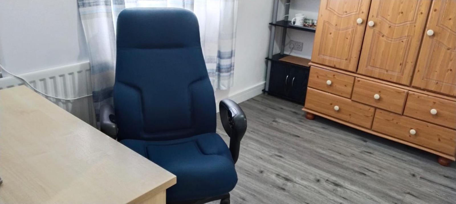 White House Ensuite Double Bedroom Warrington  Esterno foto
